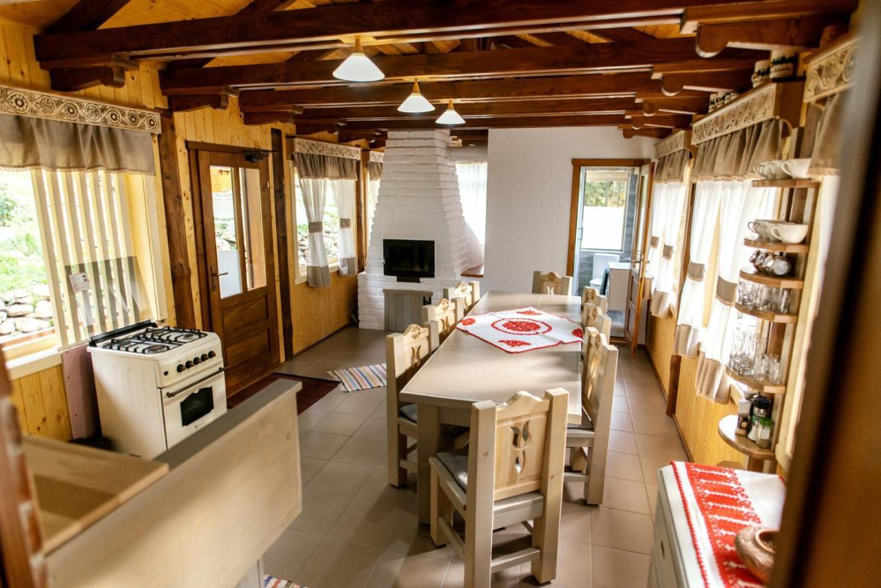 Fantazia Kulcsoshaz Villa Ciumani Luaran gambar