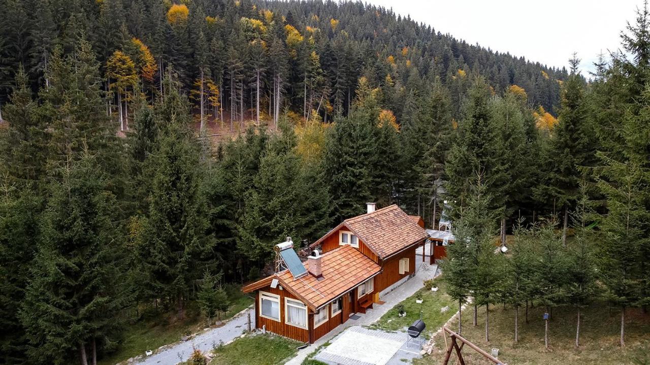 Fantazia Kulcsoshaz Villa Ciumani Luaran gambar