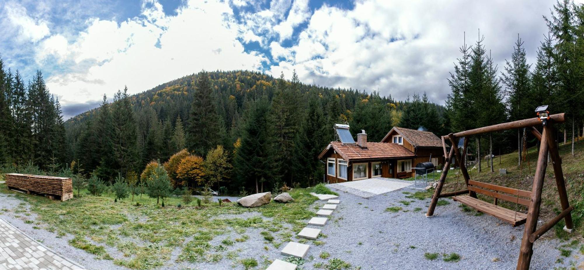 Fantazia Kulcsoshaz Villa Ciumani Luaran gambar
